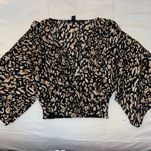 Fashion Nova Crop top - deep v